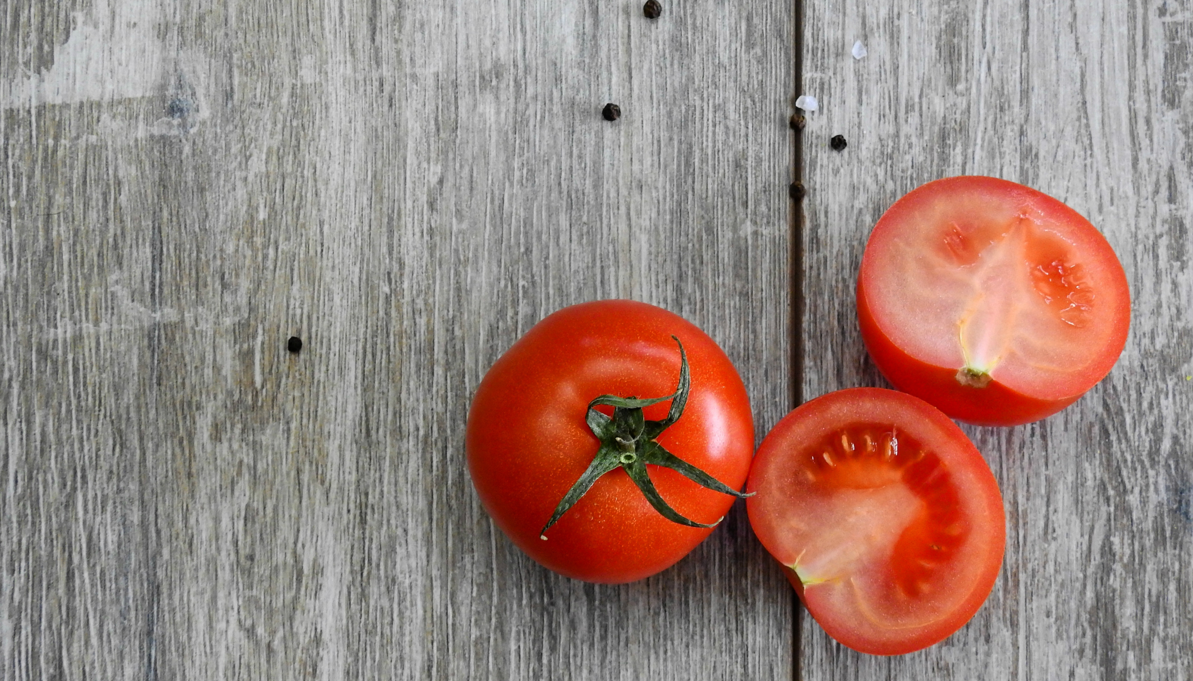 Dos tomates al día son buenos para tu organismo. Foto: Pixabay
