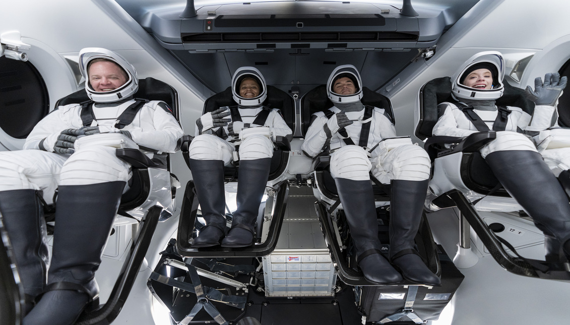 Inspiration4 civilian crew, SpaceX spaceflight