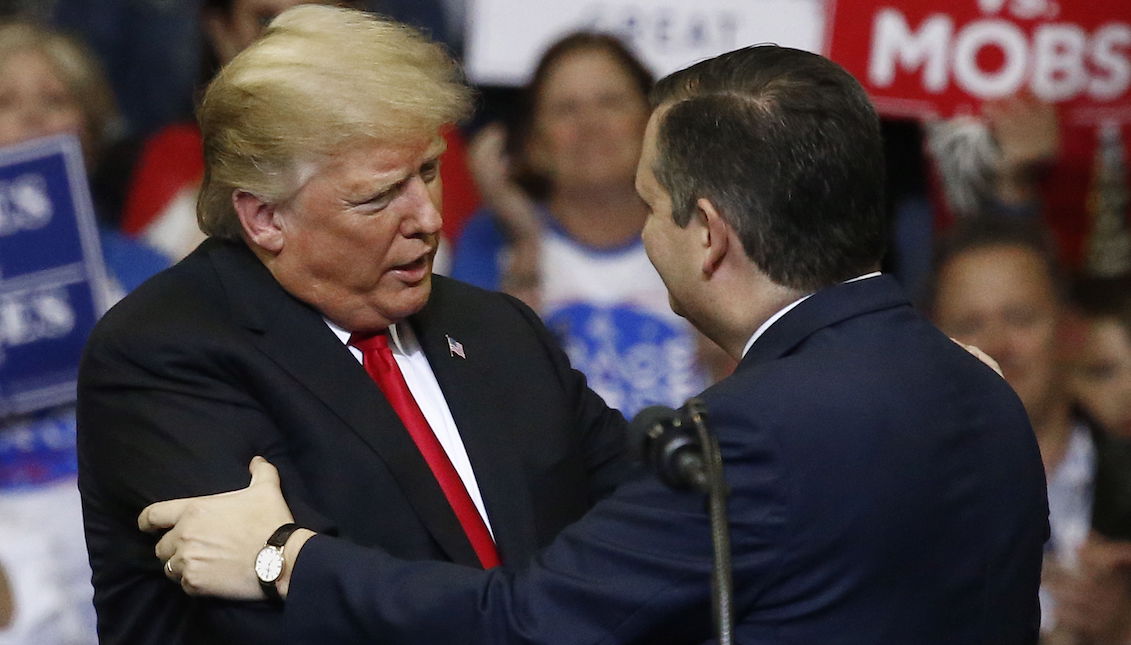 The President of the United States, Donald J. Trump (L), and Texas Senator Ted Cruz (R) participate in a rally on Monday, October 22, 2018, in Houston, Texas (USA). EFE/Larry W. Smith