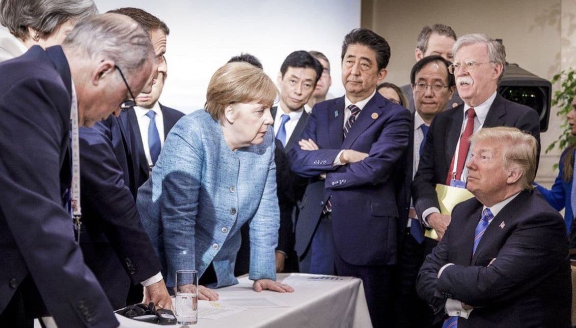 Icónica foto de una discusión entre los integrantes del Grupo de los 7 (G7) y el presidente estadounidense Donald Trump. Jesco Denzel/German Federal Government via AP