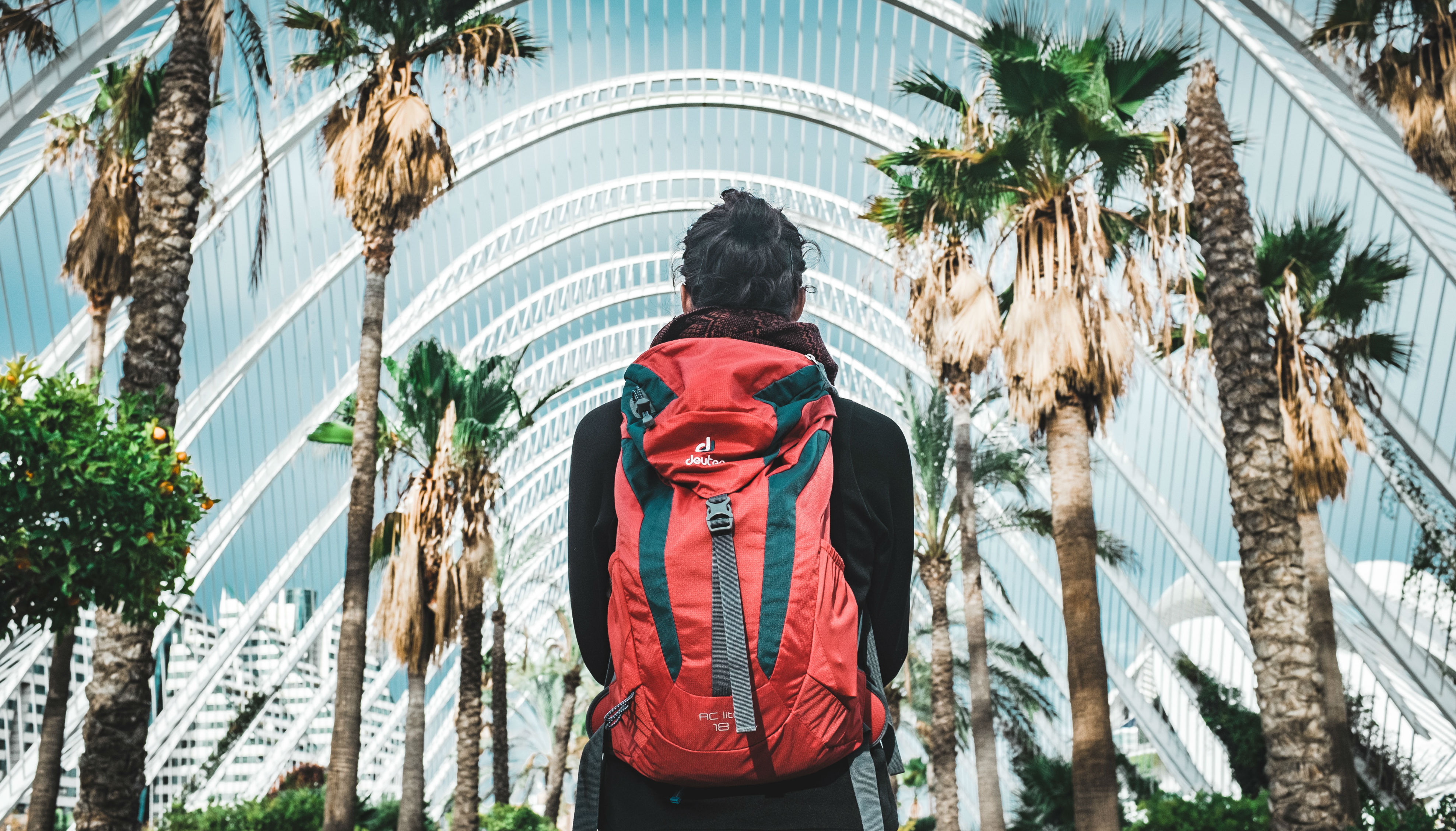 Lo más cómodo para visitar España, es contar con una pequeña mochila. Foto:Chris Holgersson