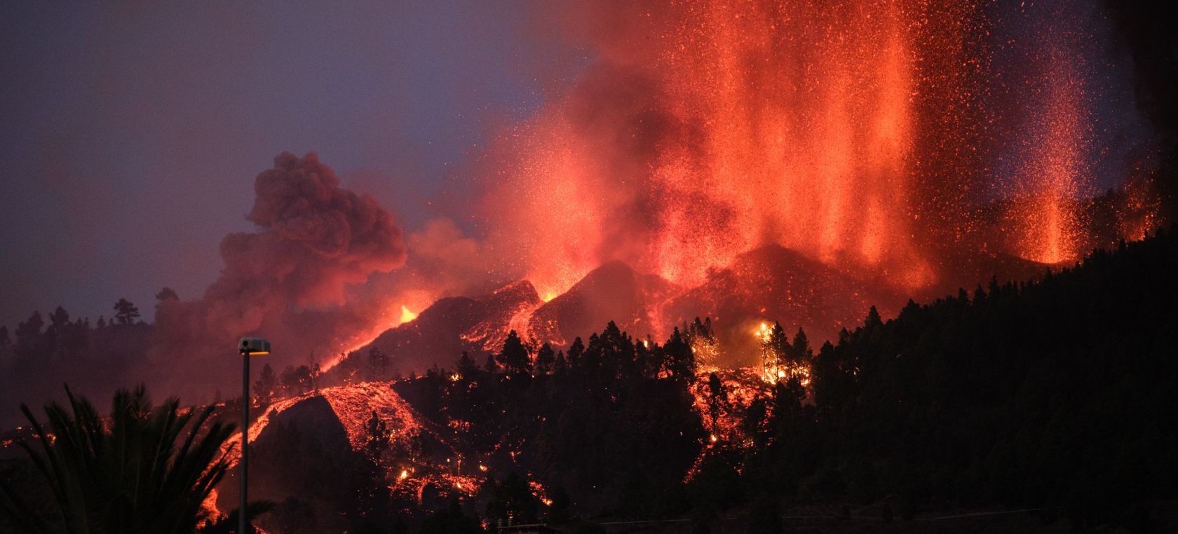 Cumbre Vieja on La Palma in the Canary Islands has broken a five decade silence. Photo: Getty Images.
