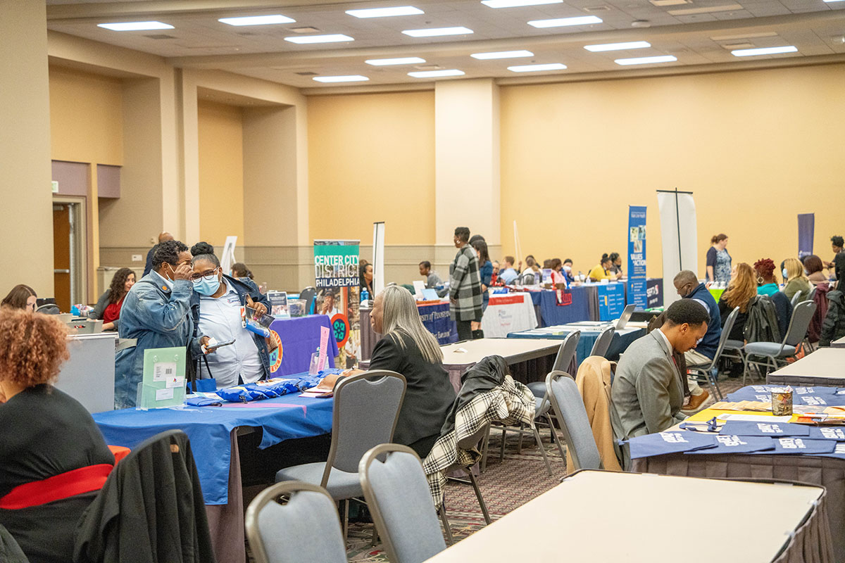 More than three dozen exhibitors were on hand at the 2022 AL DÍA Diverse City Career Fair. Photo: Peter Fitzpatrick. 