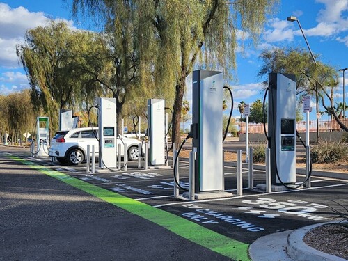 Electrify America vehicle charging station in Arizona. Photo: @ElectrifyAm.