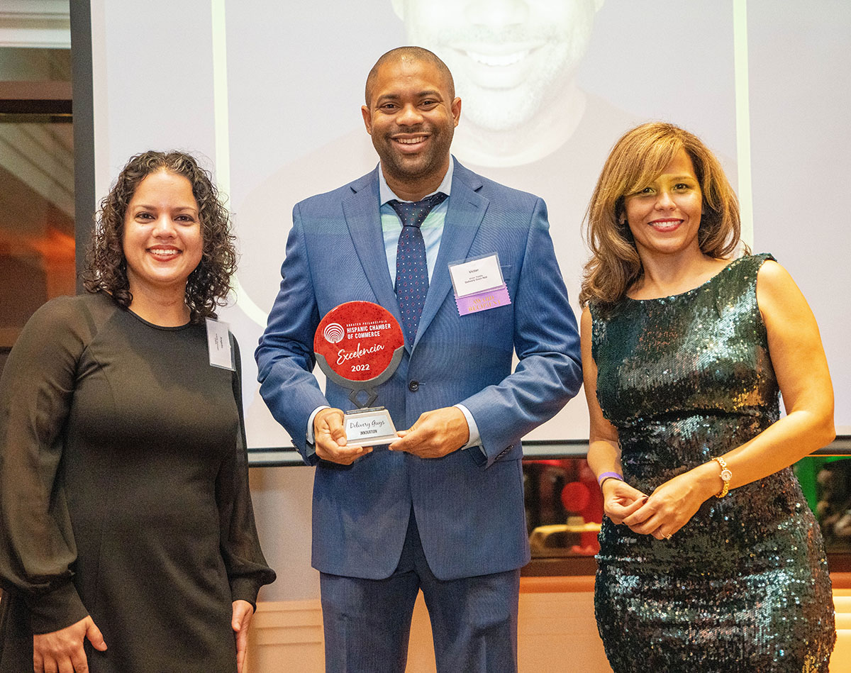 Victor Tejada was awarded with the Innovation Award. Photo: Peter Fitzpatrick/AL DÍA News.