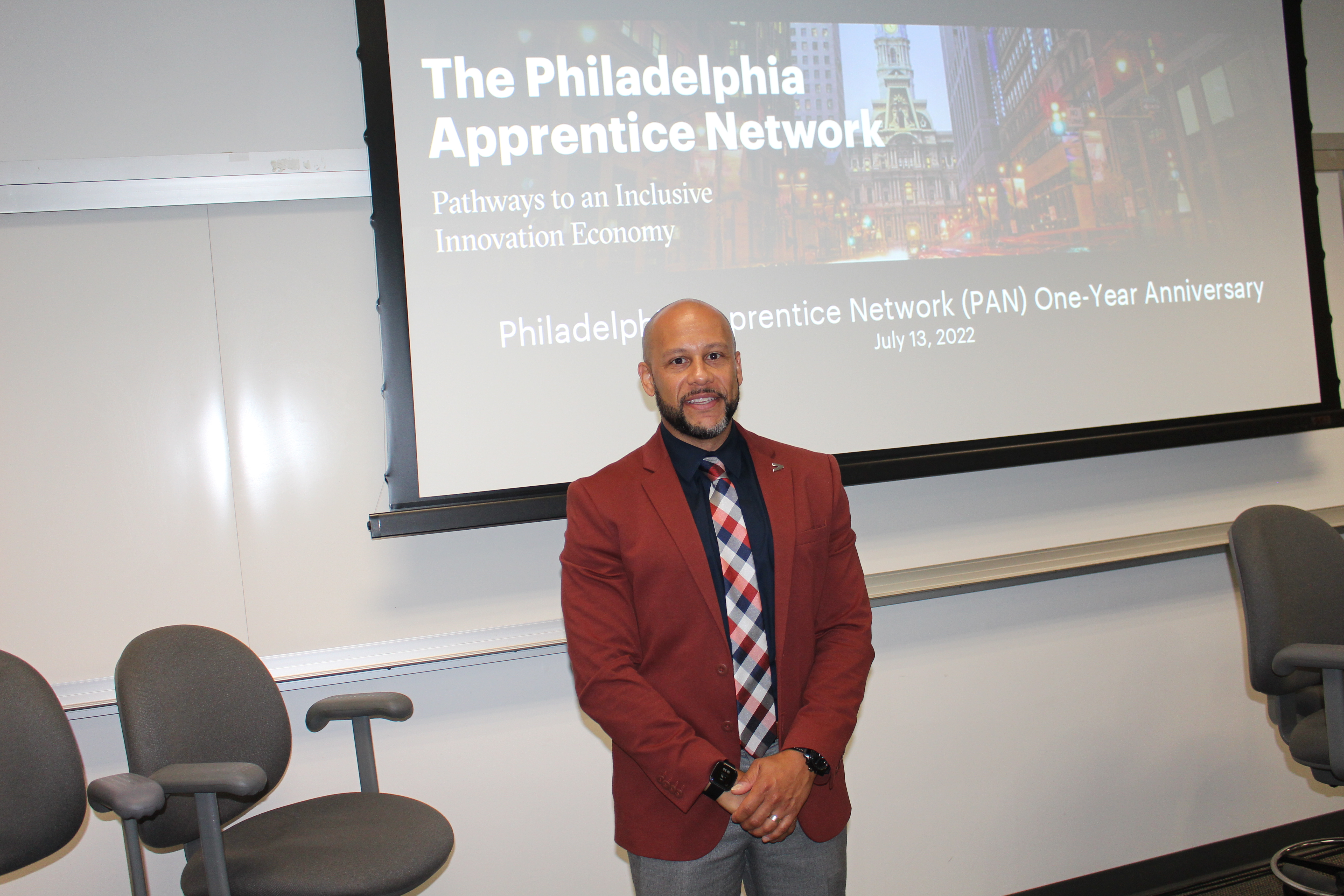 Jordan Rambo says that Accenture’s North America Apprenticeship Program has created a new pathway for employment. Photo: Jensen Toussaint/AL DÍA News.