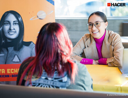 Katya Echazarreta in the middle of a McDonald's HACER program talk. Photo: McDonald's HACER.