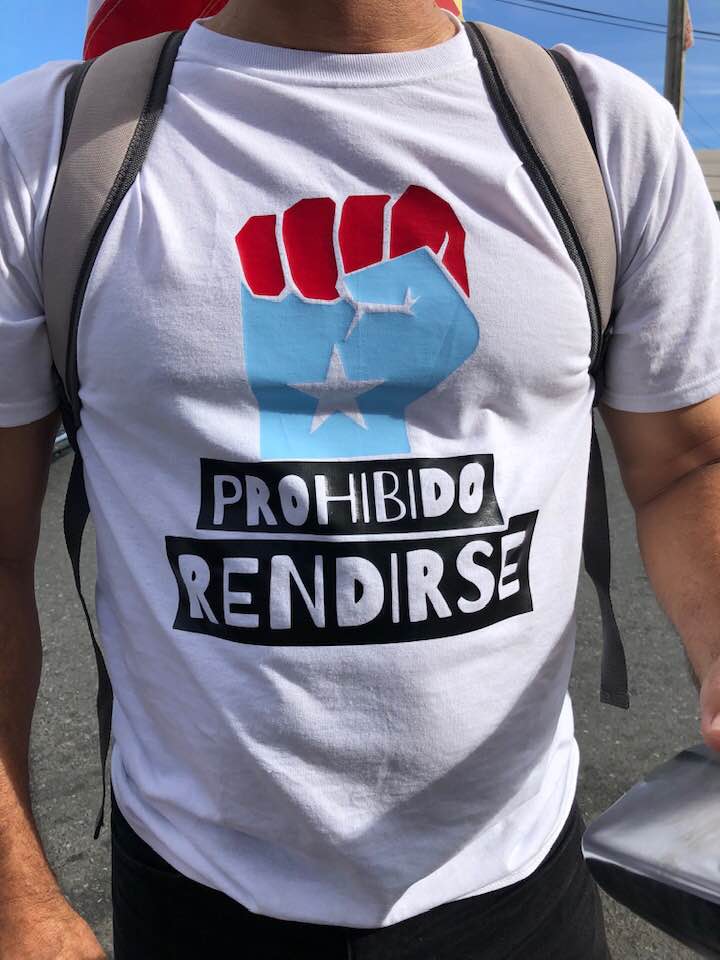 #RickyRenuncia