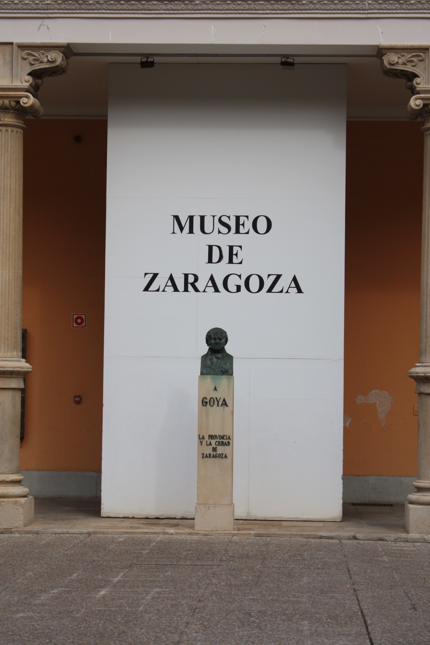 Francisdo de Goya, the famous Spanish painter who lived in Zaragoza, is honored in the Museum of his city.